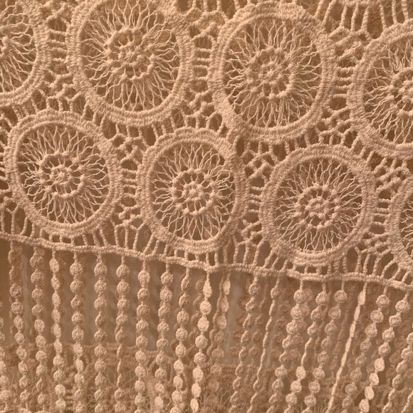 Cream Lace Short Sleeved Shirt Medium - Picture 3 of 4